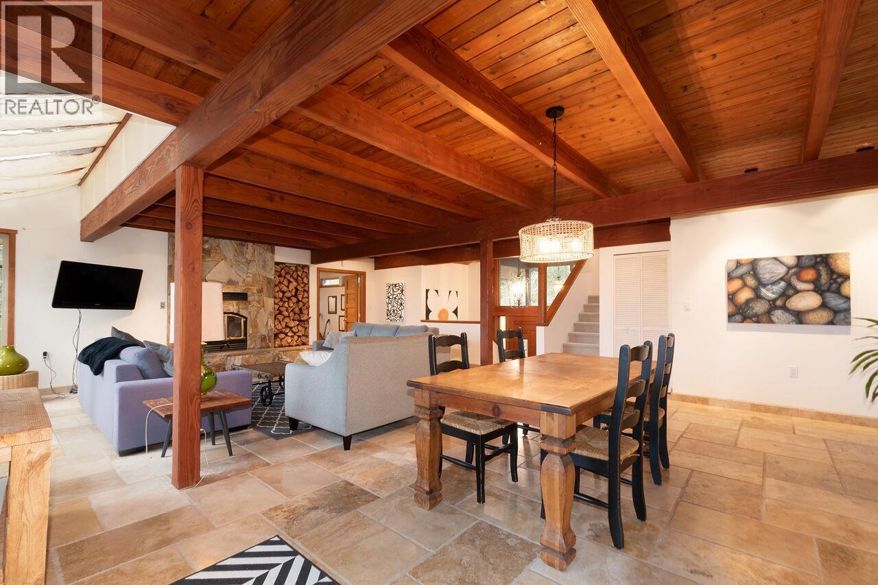 4 Bed, 4 Bath House for Sale in Bowen Island – 620 LAURA ROAD, Bowen Island - Image 7