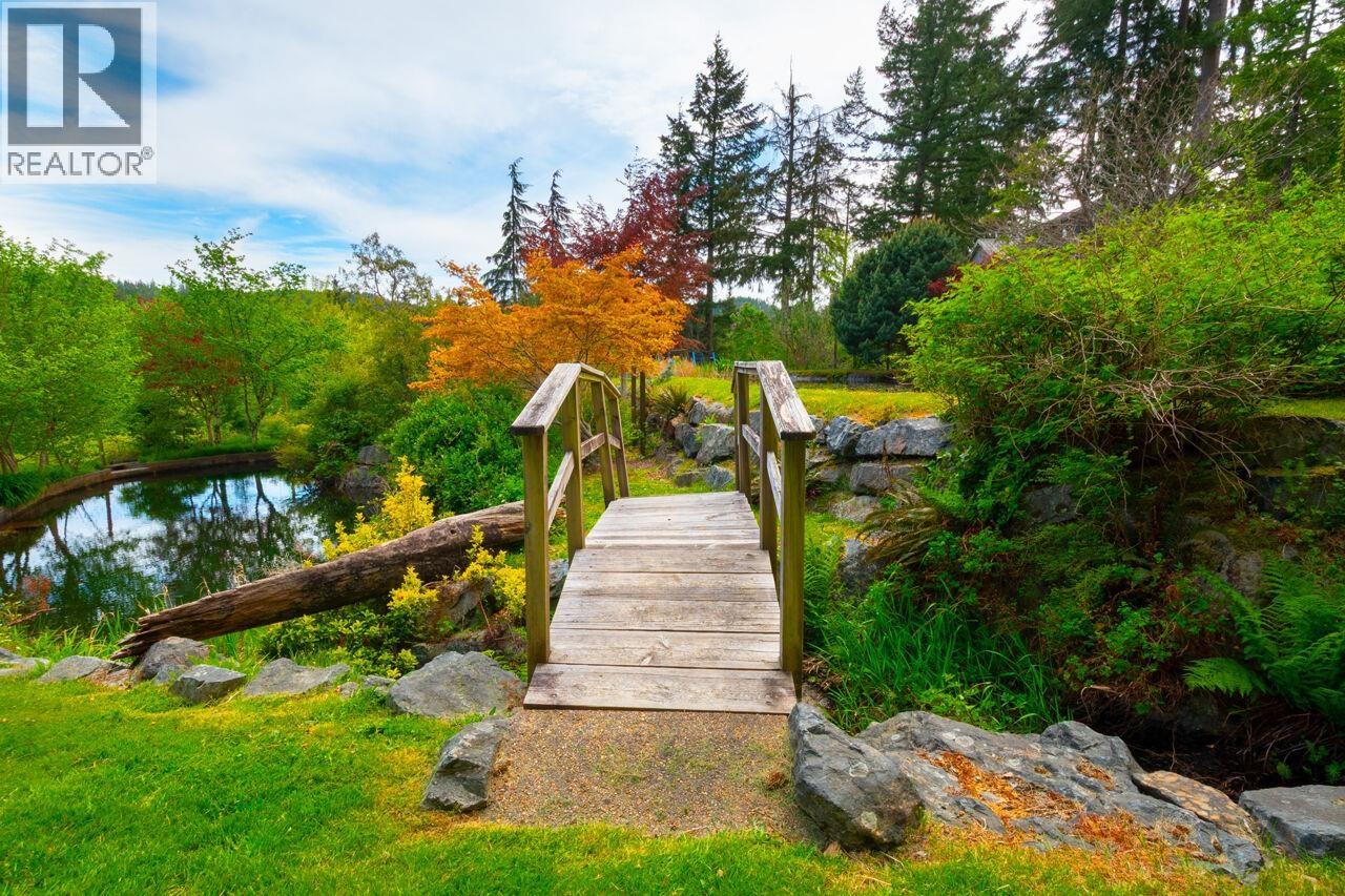 4 Bed, 4 Bath House for Sale in Bowen Island – 620 LAURA ROAD, Bowen Island - Image 37