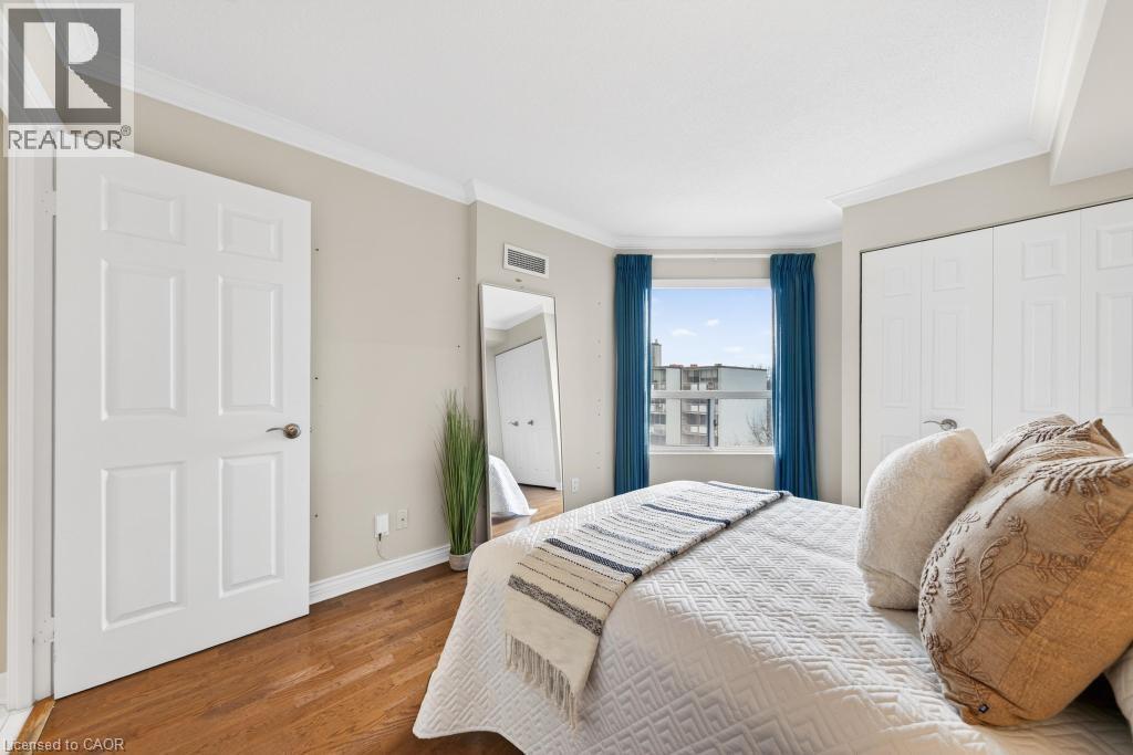 #801 2190 LAKESHORE ROAD - 27