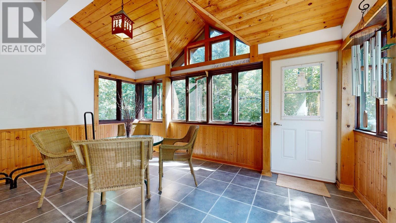 Property 29 of 49 of 809 Highway 203