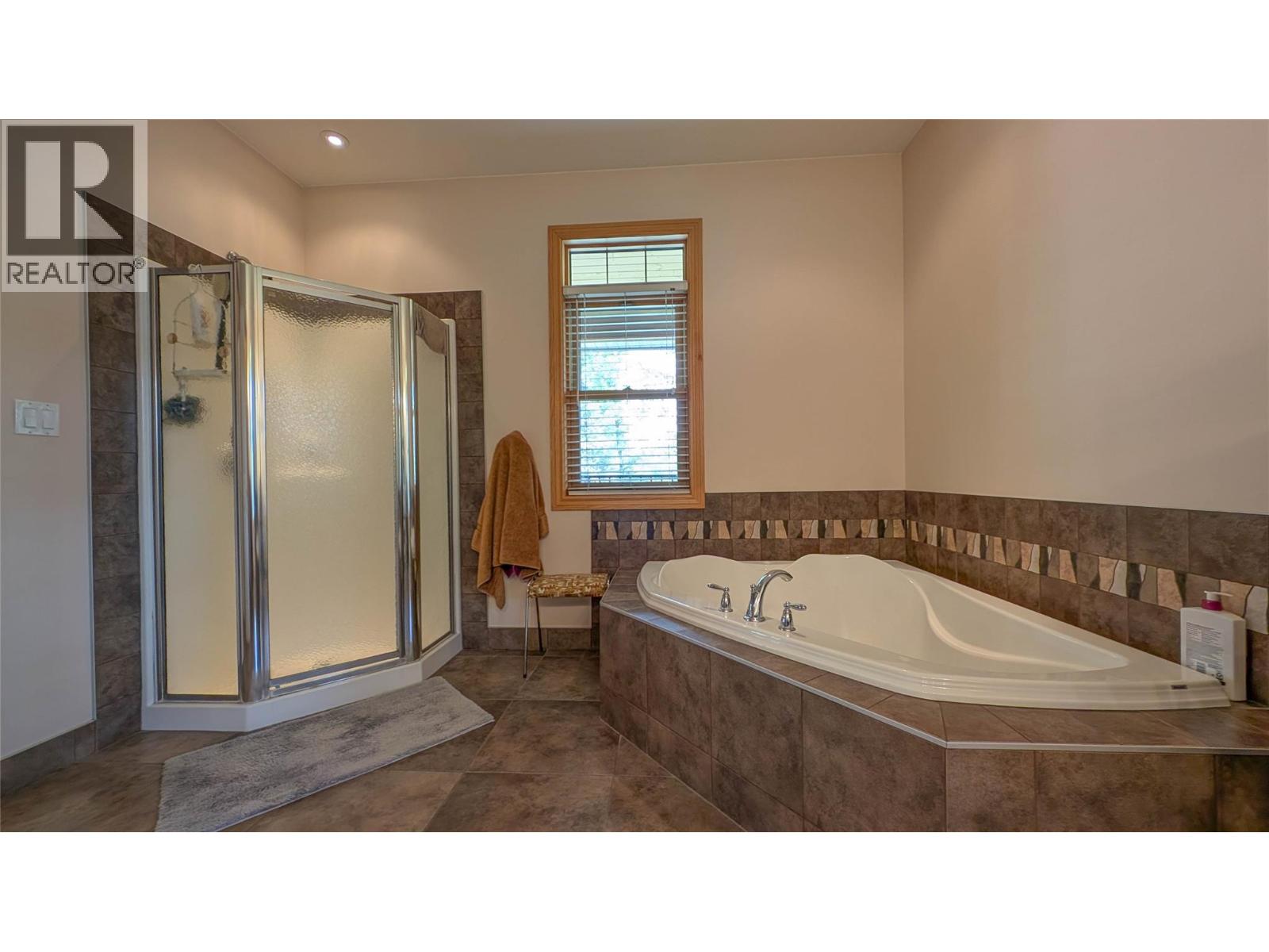 4197 Coy Road, Invermere