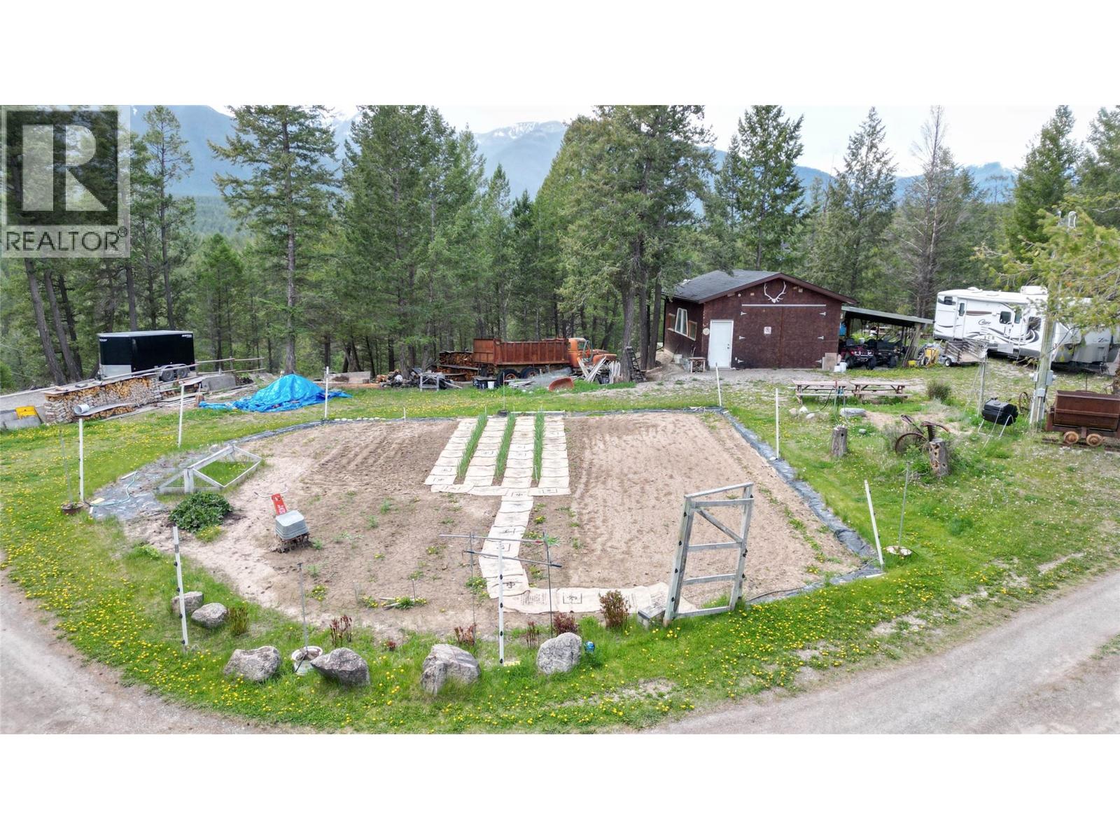 4197 Coy Road, Invermere