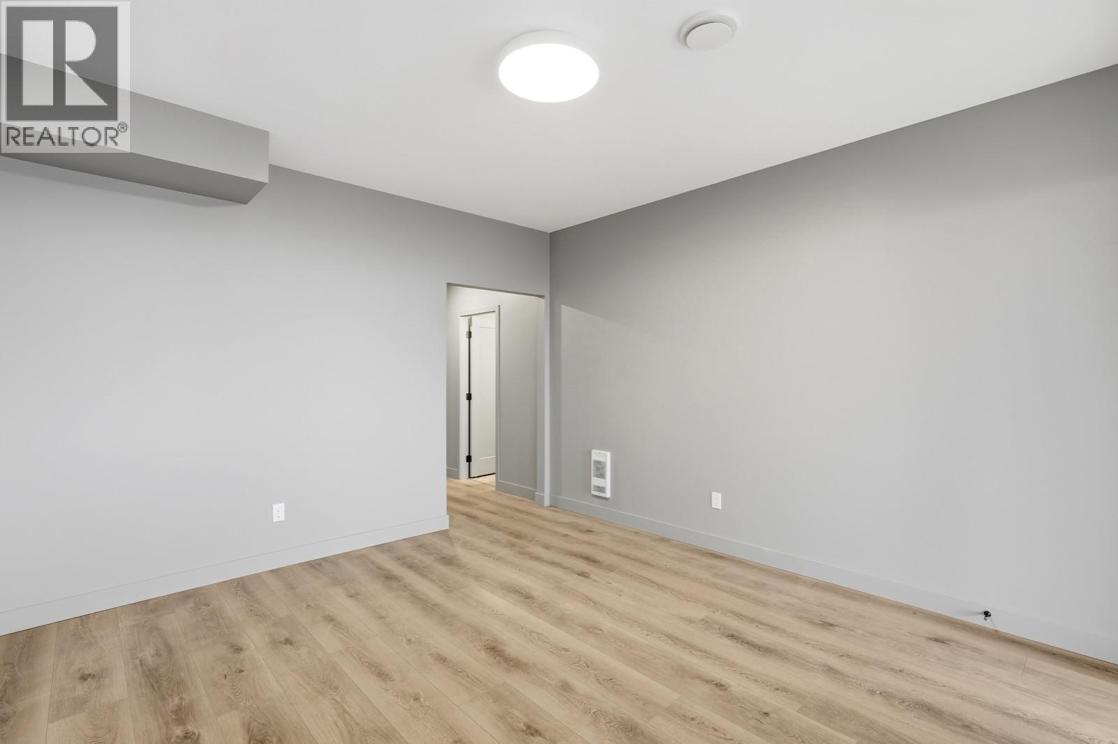 614 COWAN Street, Kamloops