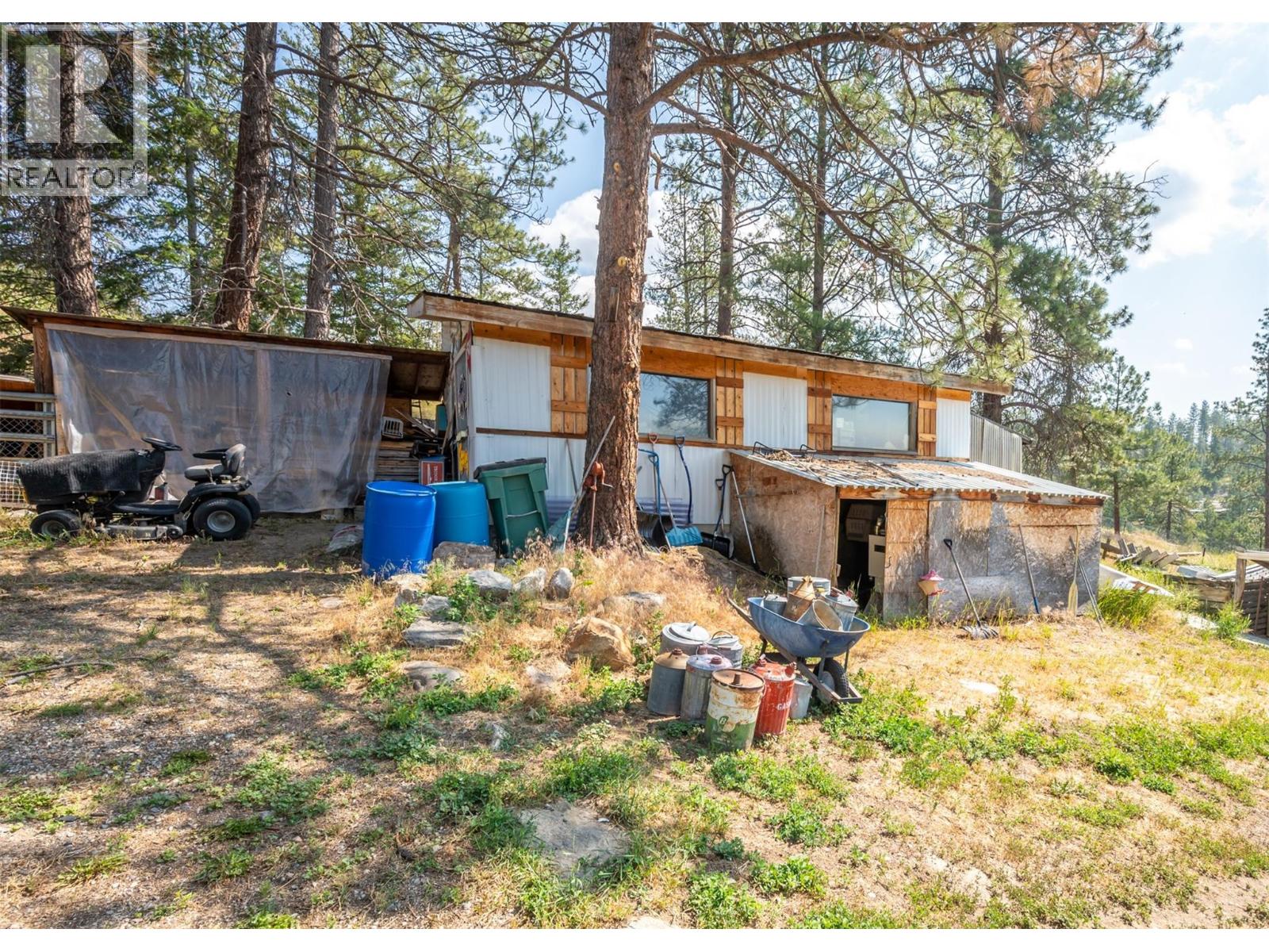 256 McCuddy Creek Road, Oliver