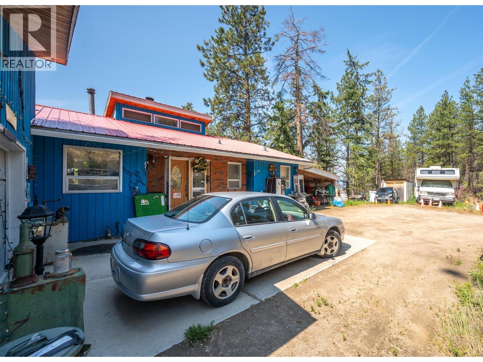 256 McCuddy Creek Road, Oliver