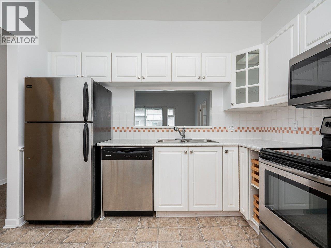 #305-4728 53RD Street, Delta