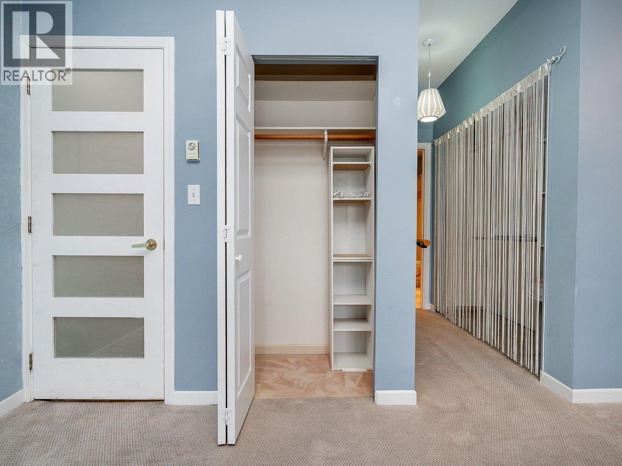 #305-4728 53RD Street, Delta