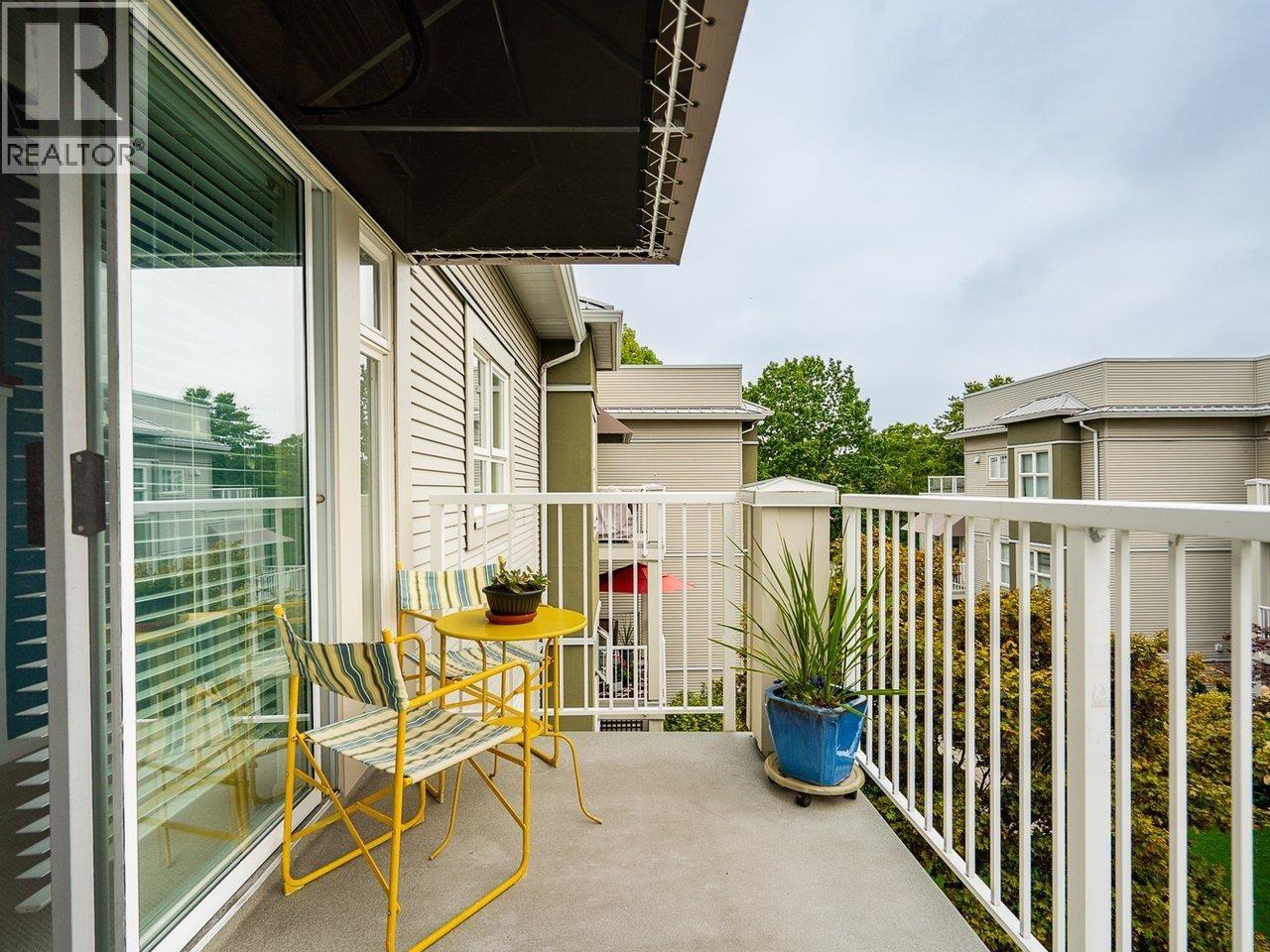 #305-4728 53RD Street, Delta