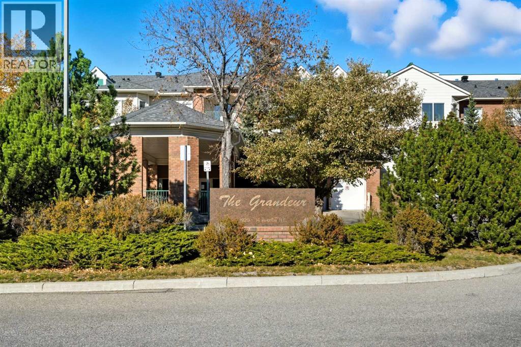 Single Family House for Sale in    Avenue NE Mayland Heights Calgary 