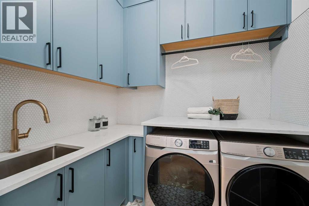 Single Family House for Sale in   Avenue SW Shaganappi Calgary 