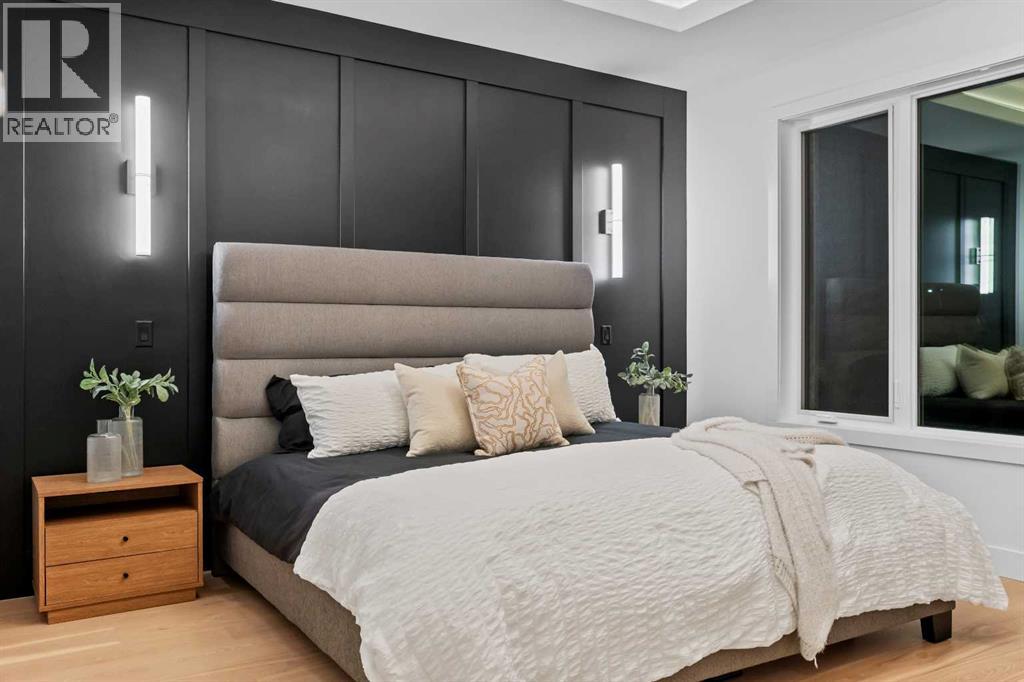 Single Family House for Sale in   Avenue SW Shaganappi Calgary 