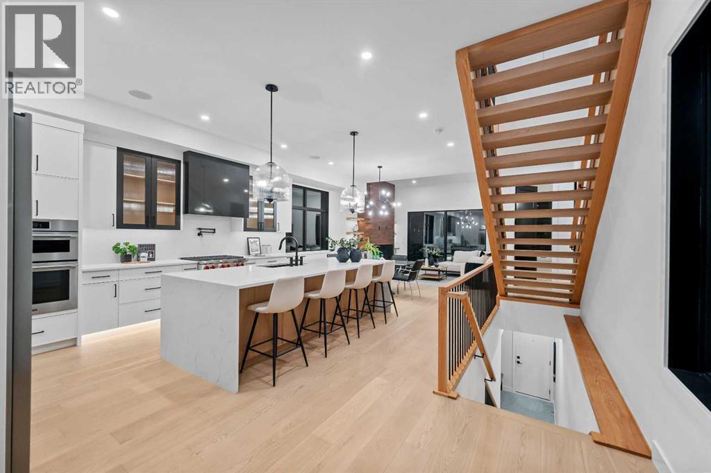 Single Family House for Sale in   Avenue SW Shaganappi Calgary 