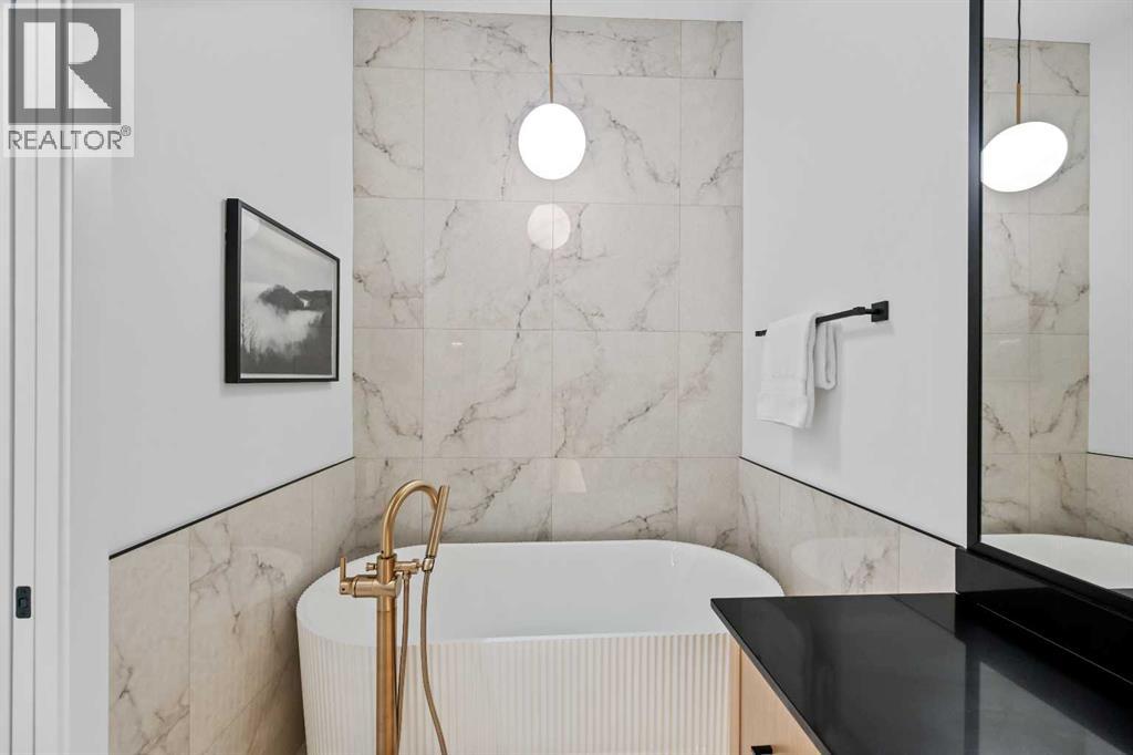 Single Family House for Sale in   Avenue SW Shaganappi Calgary 