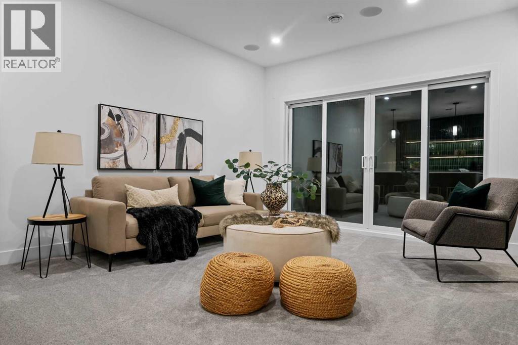 Single Family House for Sale in   Avenue SW Shaganappi Calgary 