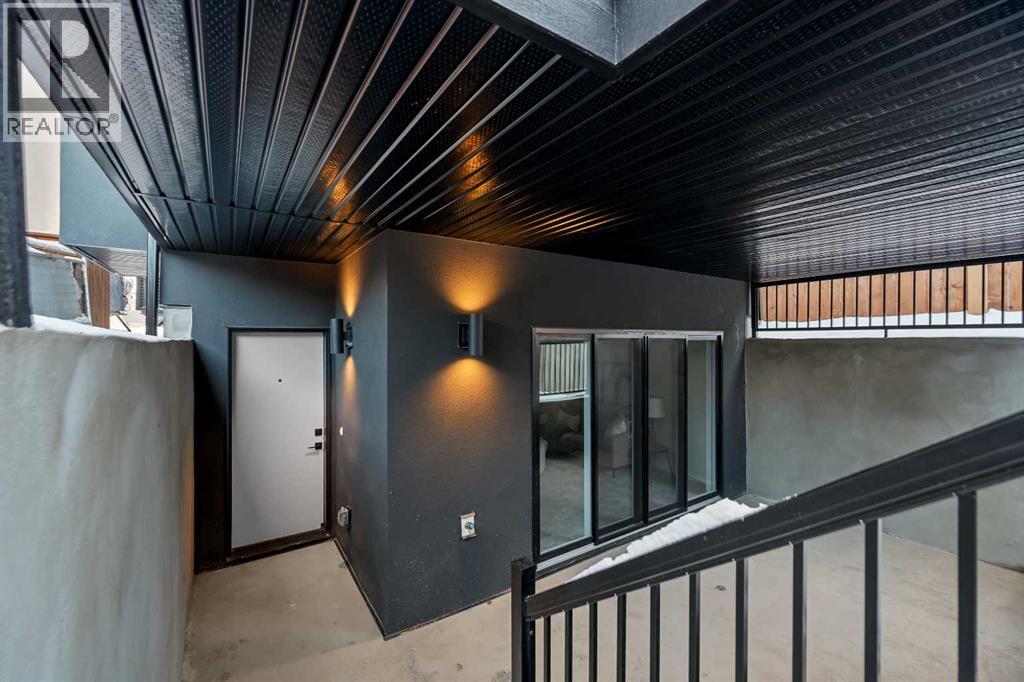 Single Family House for Sale in   Avenue SW Shaganappi Calgary 