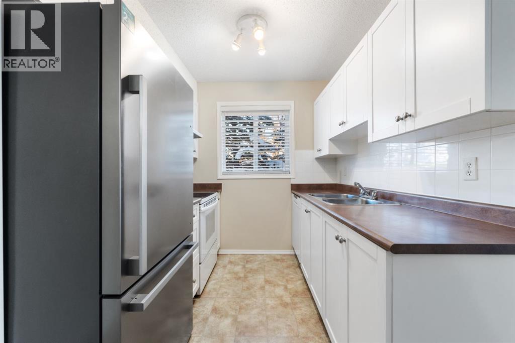 Single Family House for Sale in   Eversyde Avenue SW Evergreen Calgary 