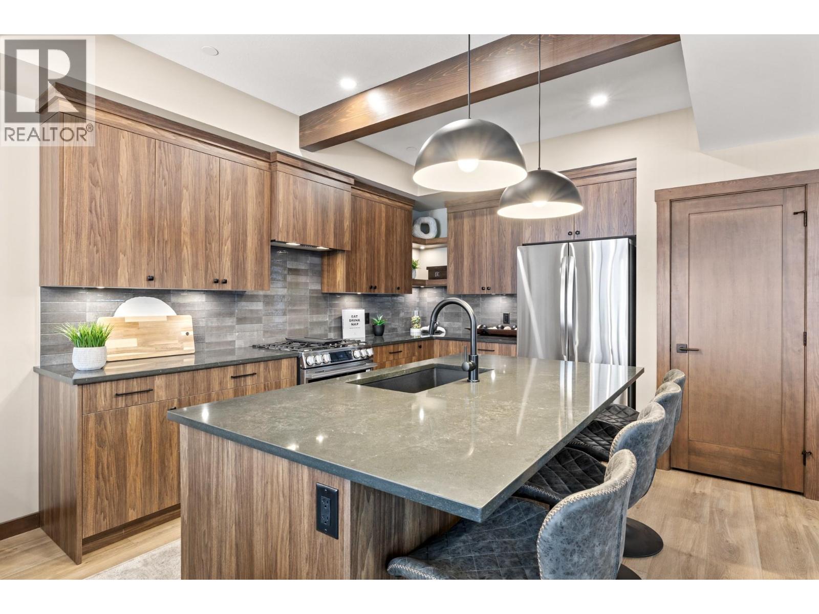 89 255 Feathertop Way, Big White