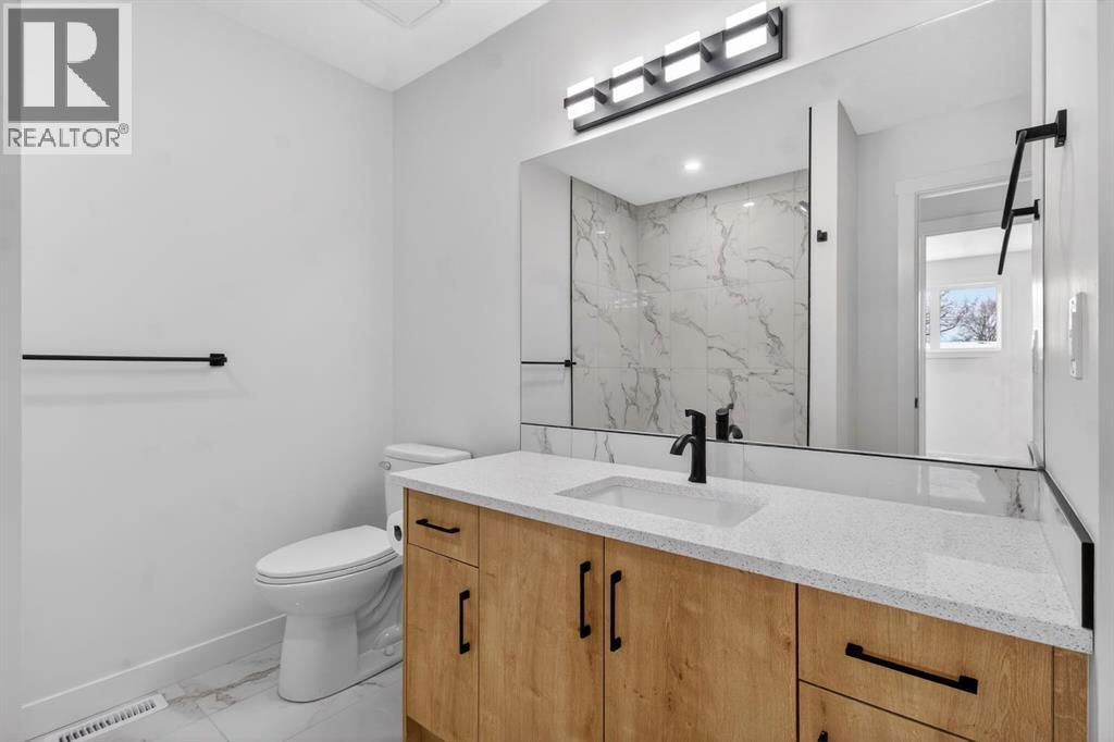 Single Family House Bi-level for Sale in  Pinehill Road NE Pineridge Calgary 