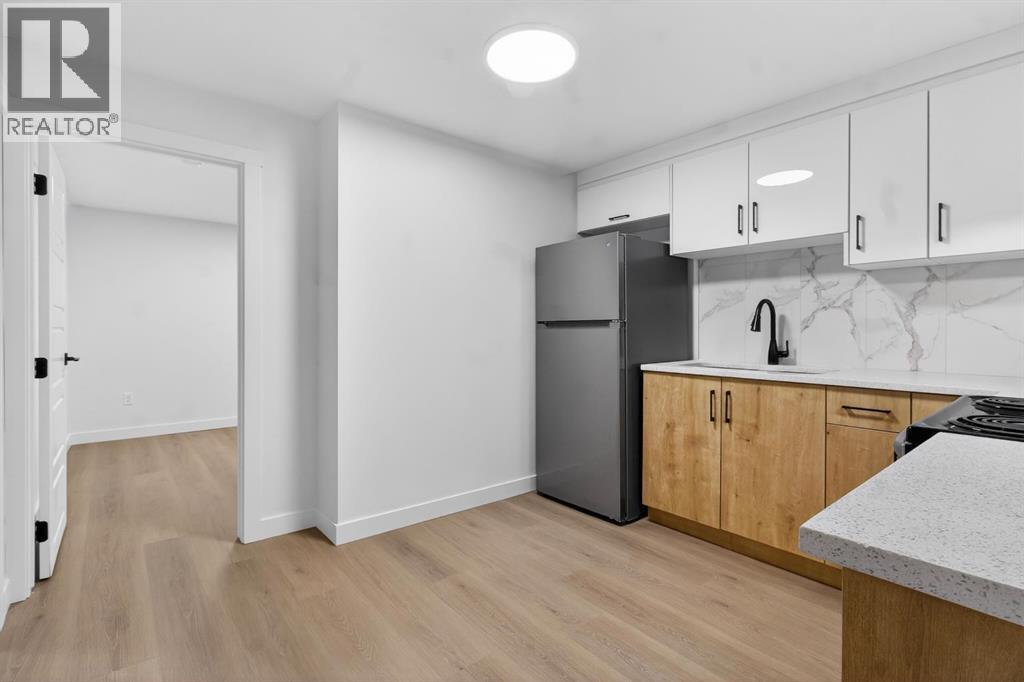 Single Family House Bi-level for Sale in  Pinehill Road NE Pineridge Calgary 