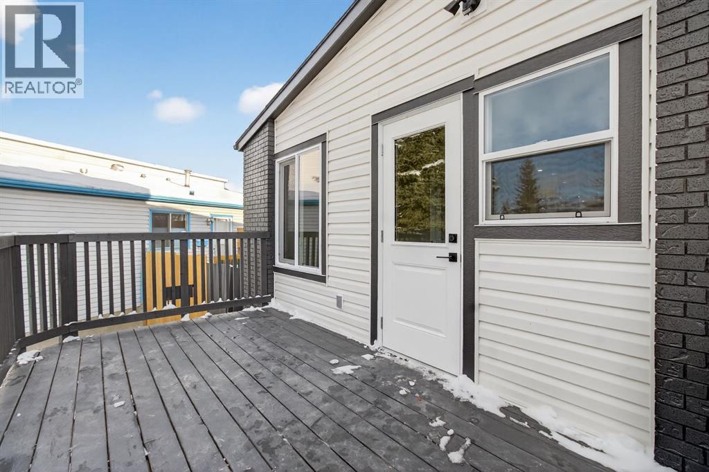 Single Family House Bi-level for Sale in  Pinehill Road NE Pineridge Calgary 