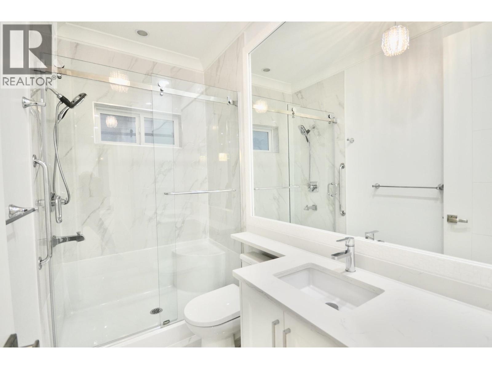 1936 PRAIRIE AVENUE, Port Coquitlam