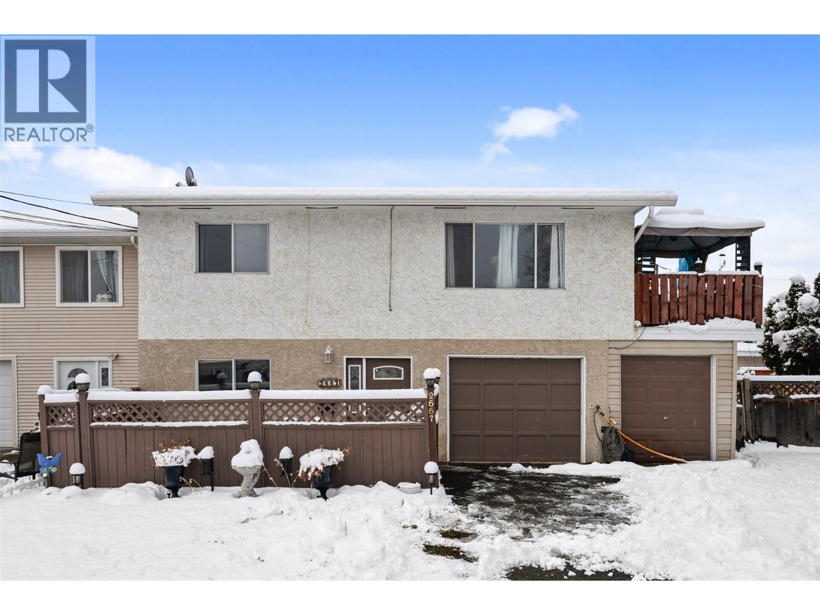 2667 YOUNG Place - 1