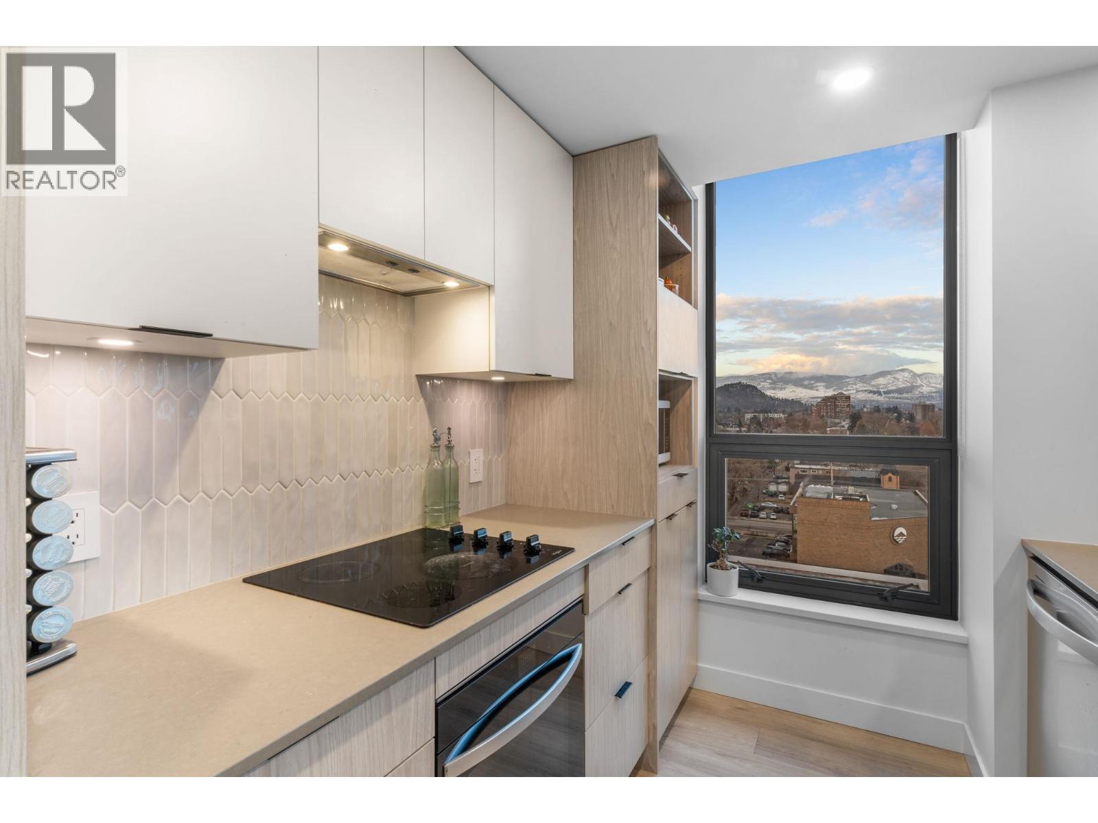 1005 1488 Bertram Street, Kelowna