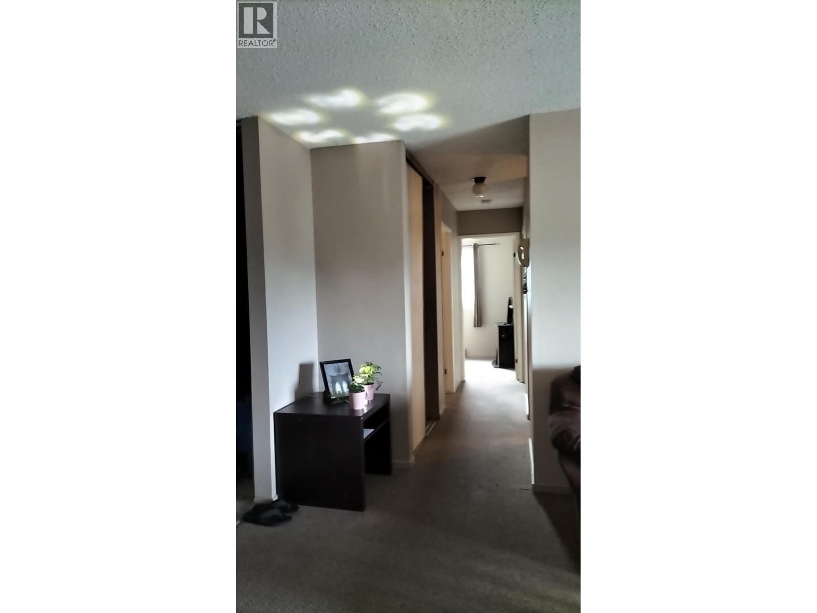 1301 2607 PEAR STREET, Terrace