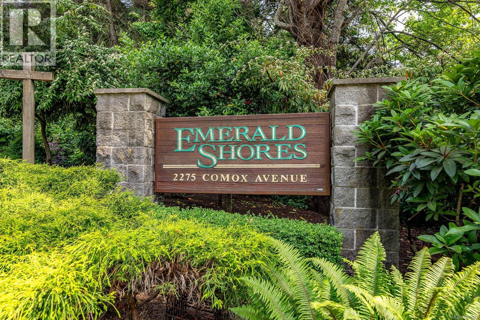 412 2275 Comox Ave, Comox