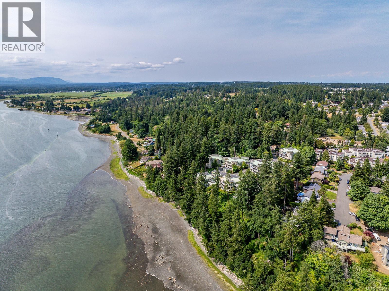 412 2275 Comox Ave, Comox