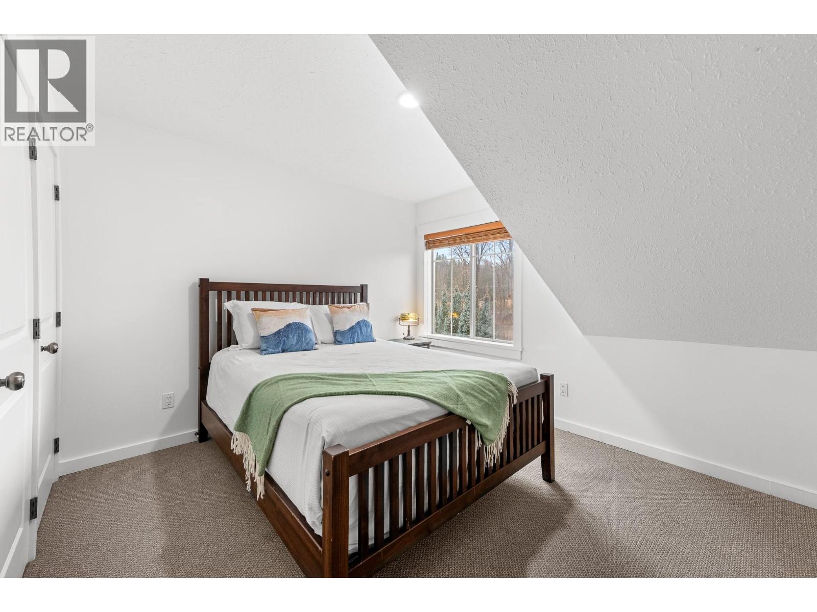 32 Rivermount Place Unit# 202a, Fernie