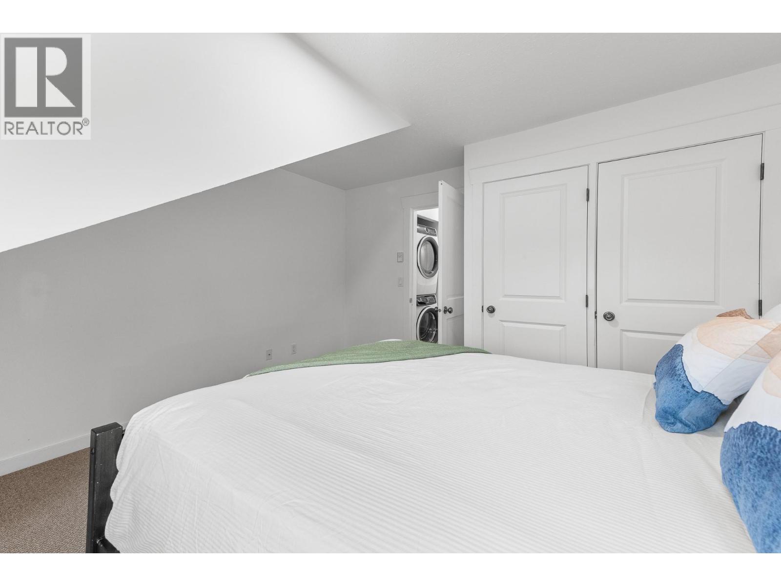 32 Rivermount Place Unit# 202a, Fernie