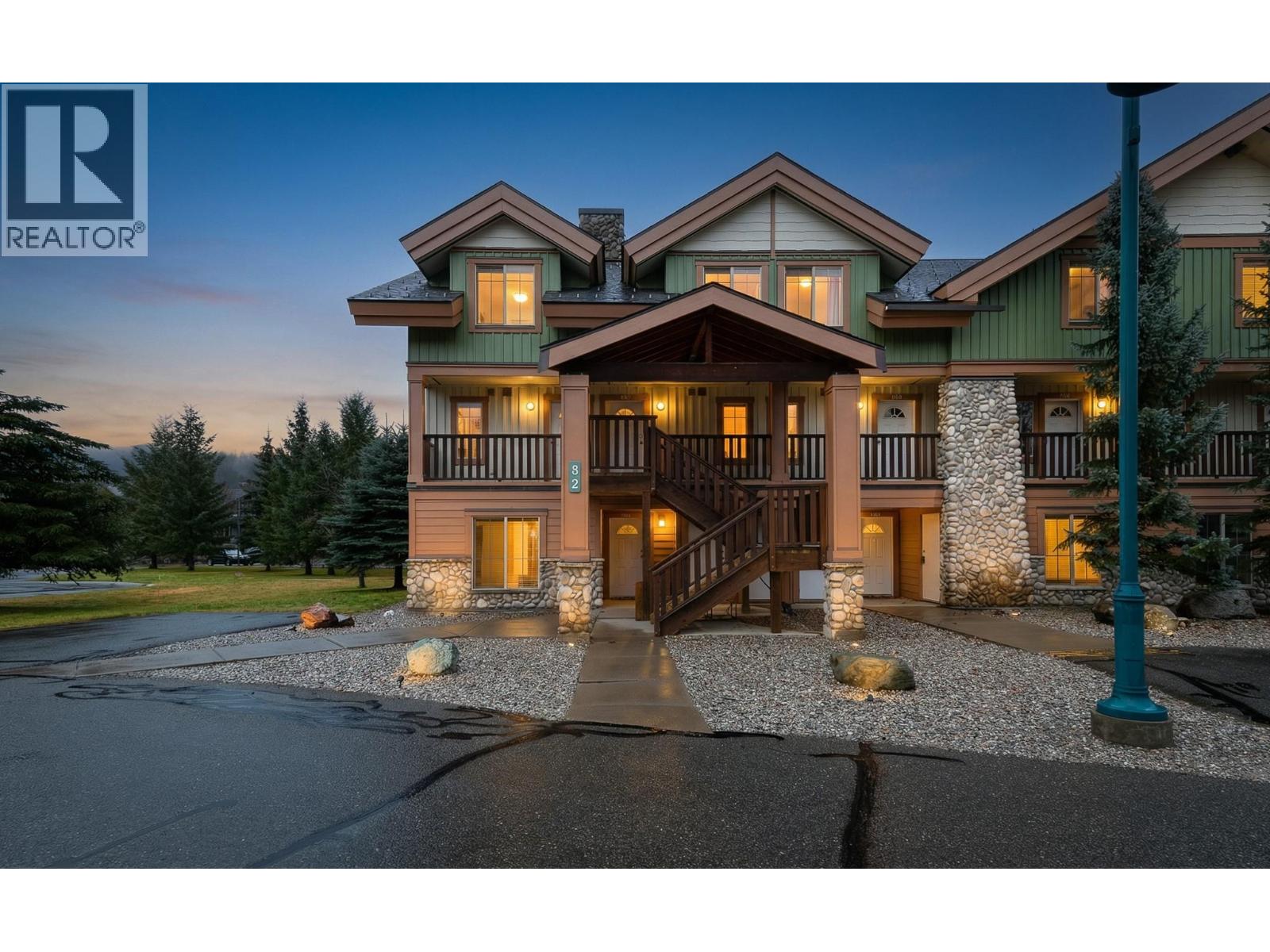 32 Rivermount Place Unit# 202a, Fernie