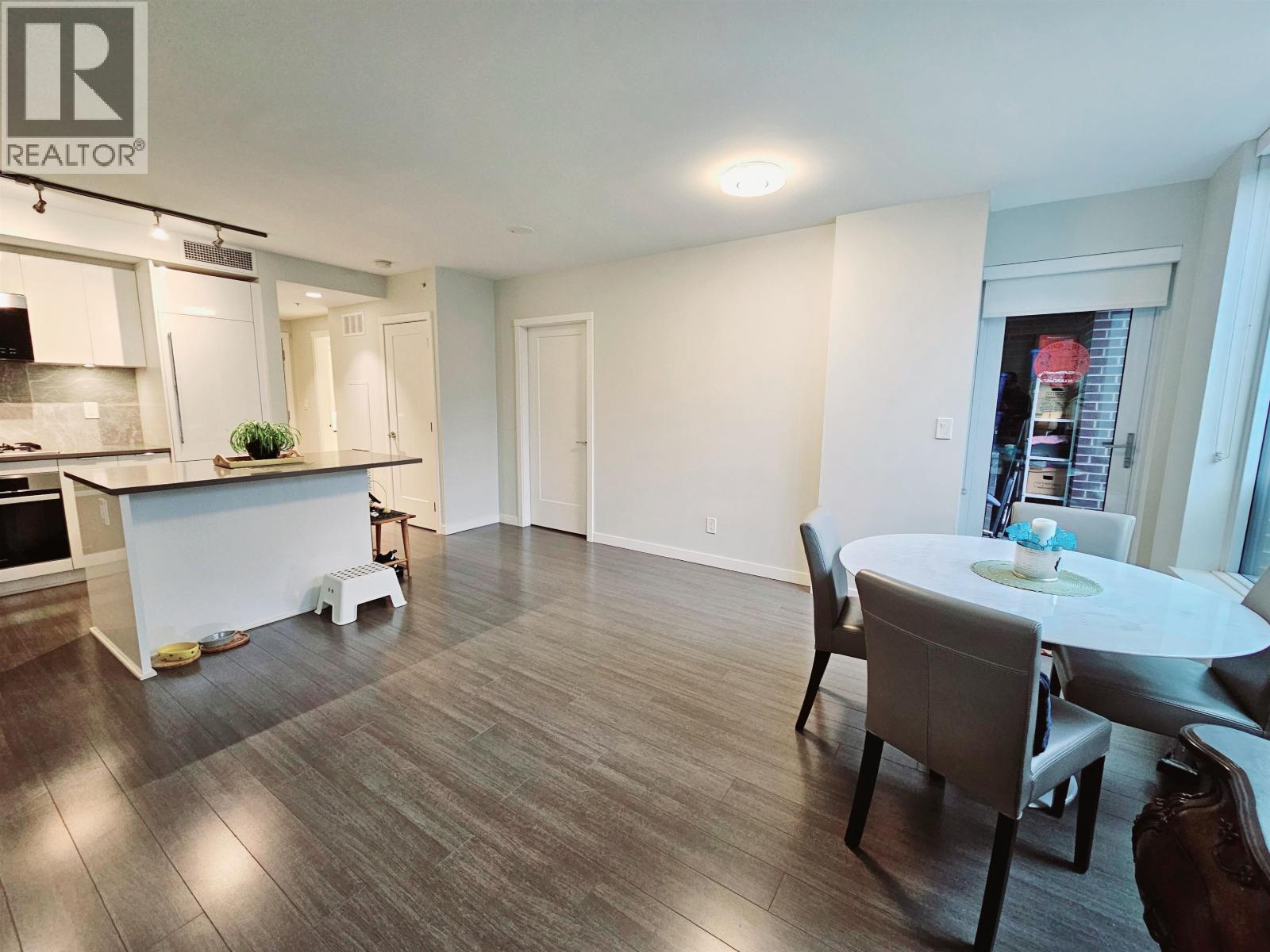 #307-3699 SEXSMITH Road, Richmond