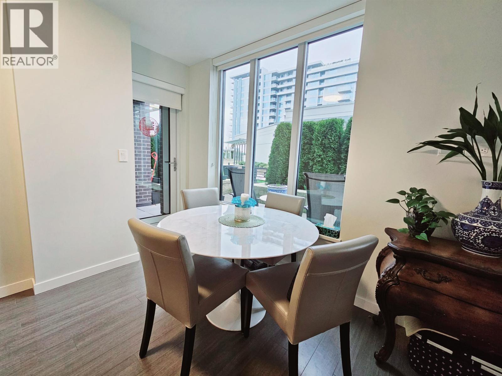 #307-3699 SEXSMITH Road, Richmond