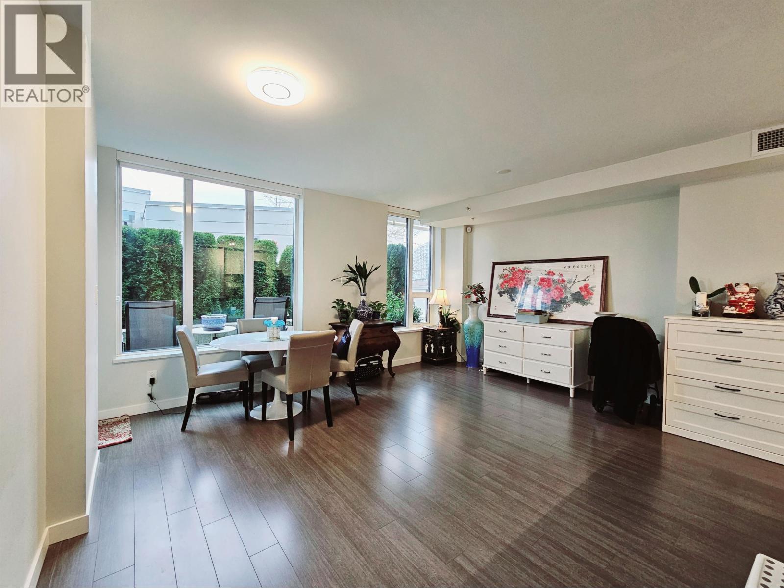 #307-3699 SEXSMITH Road, Richmond