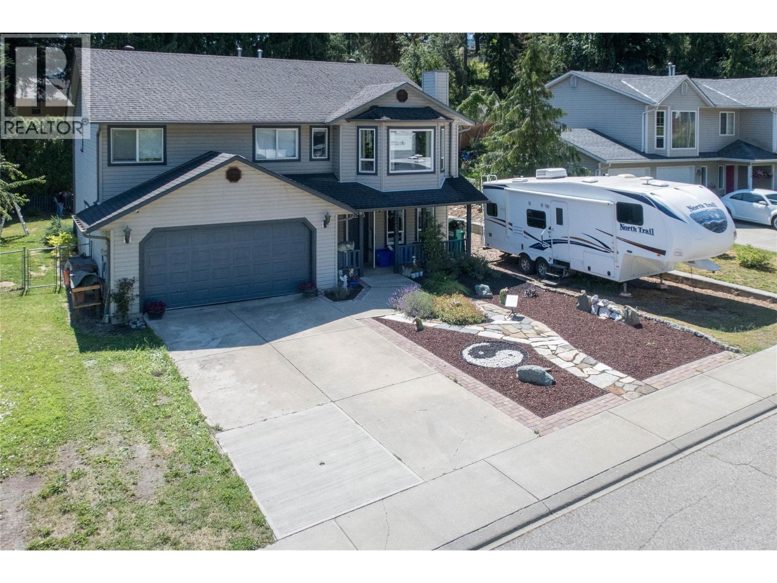 2230 Linea Crescent, Lumby