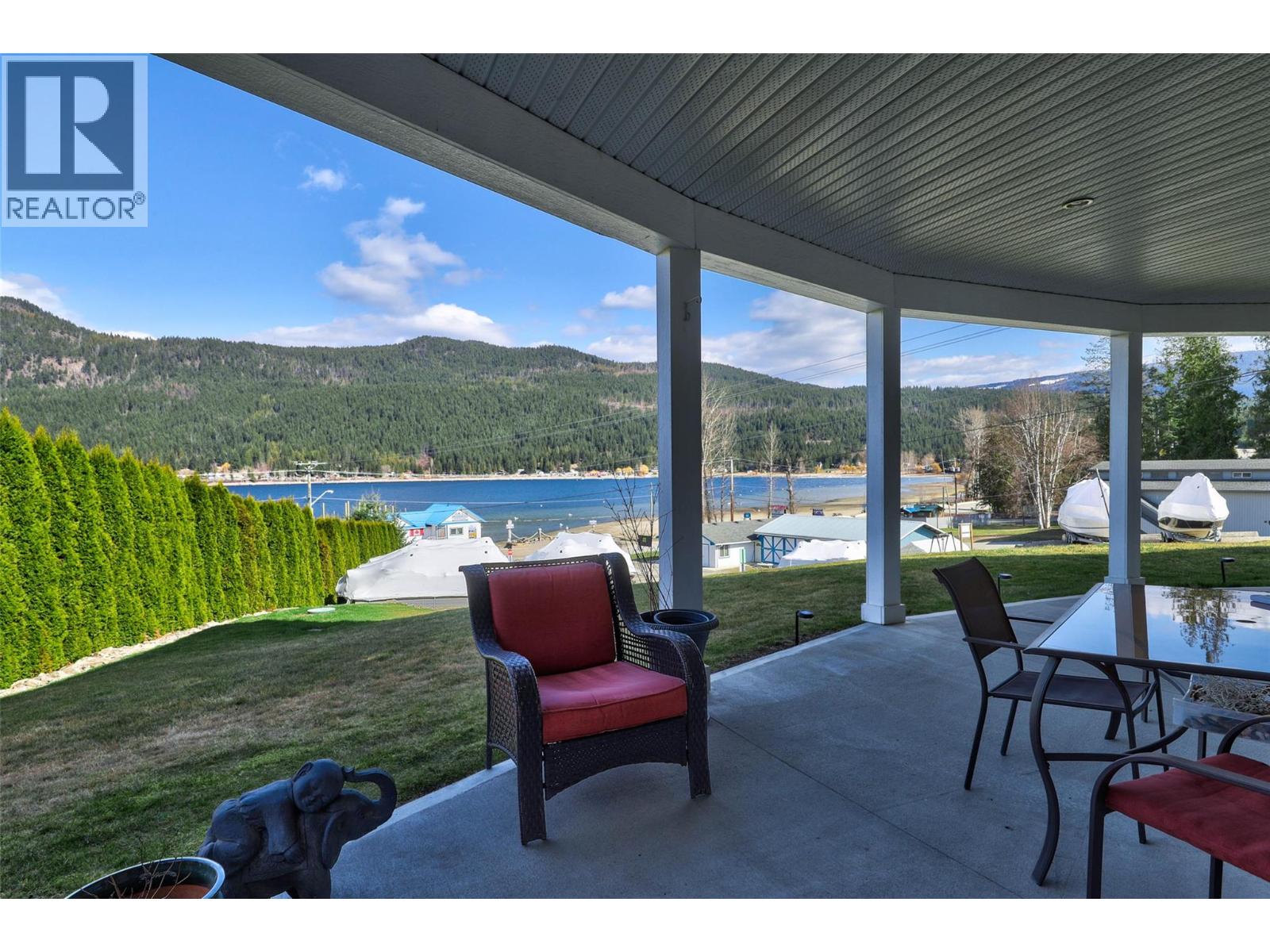  2886 Marine Drive, Blind Bay