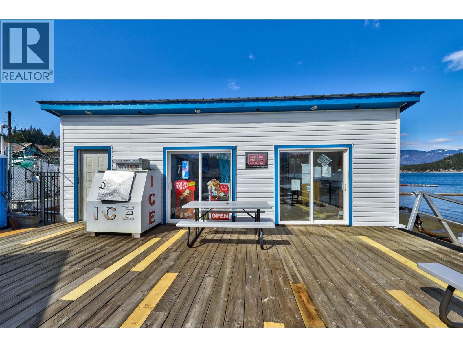  2886 Marine Drive, Blind Bay