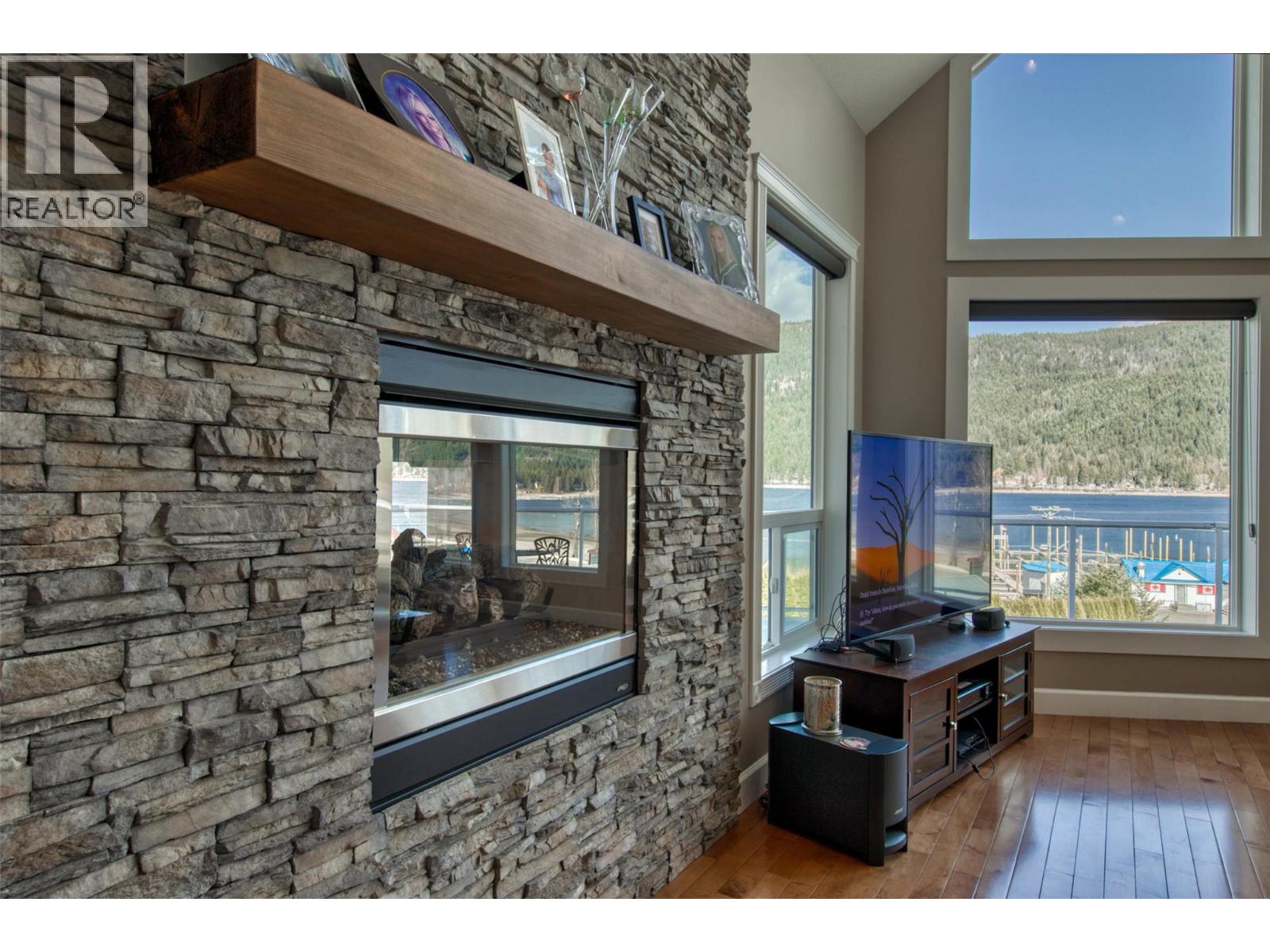  2886 Marine Drive, Blind Bay