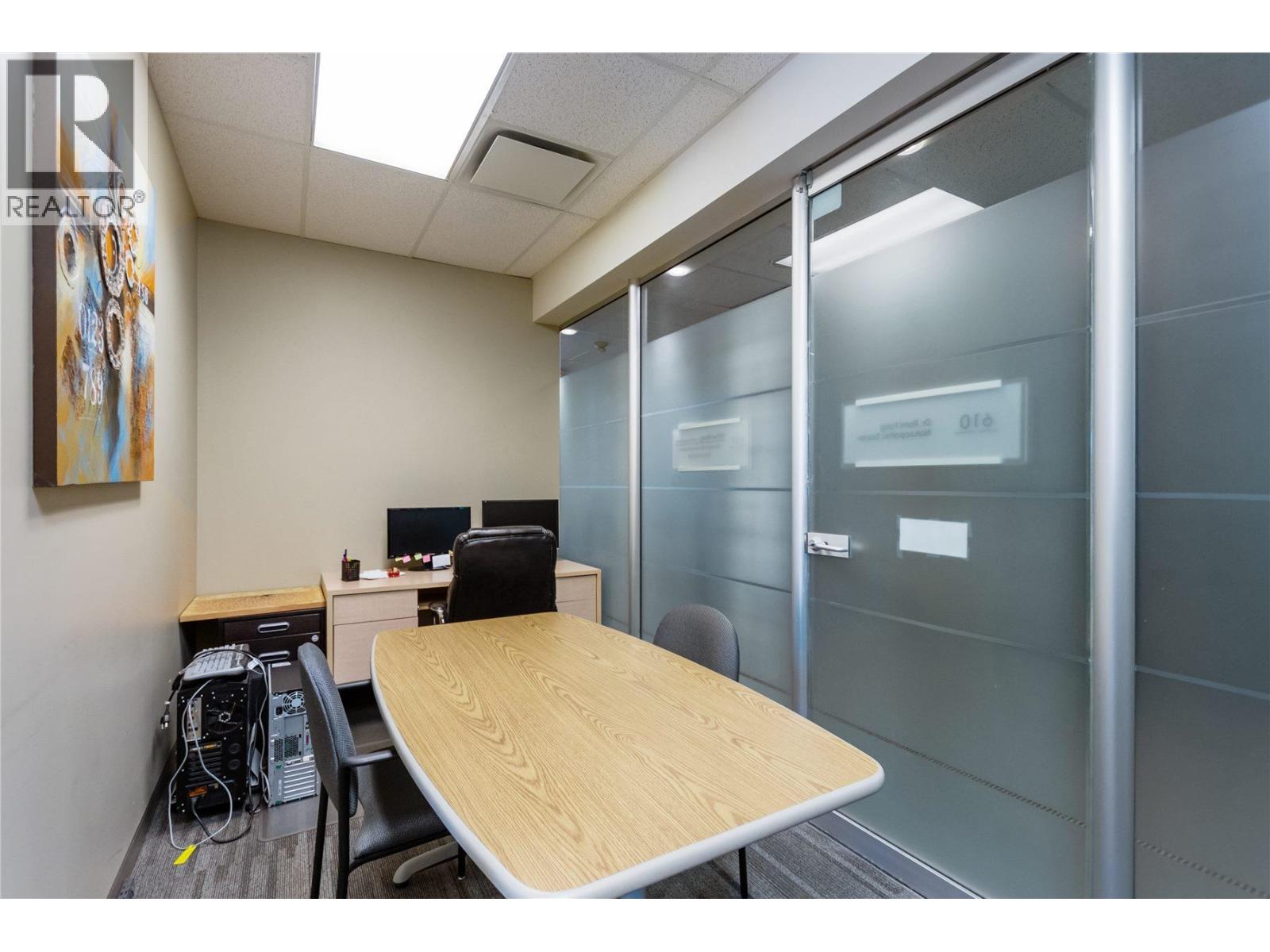 Office in Richmond - Image 14