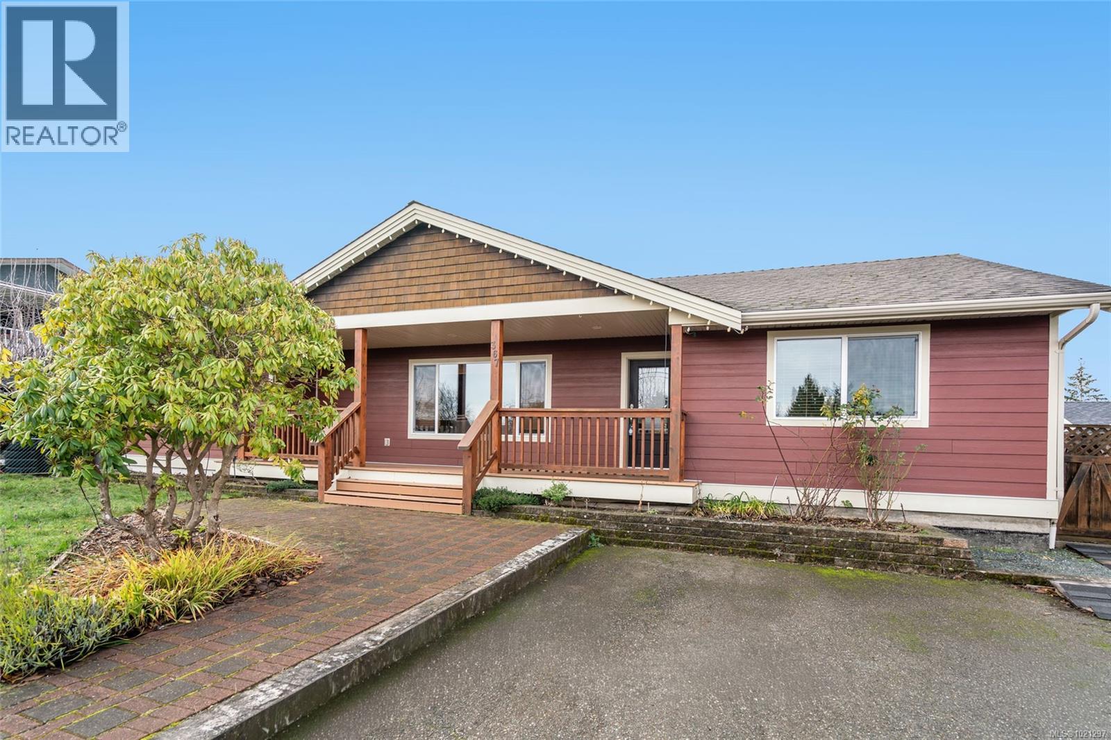 367 McKillop Dr, Parksville