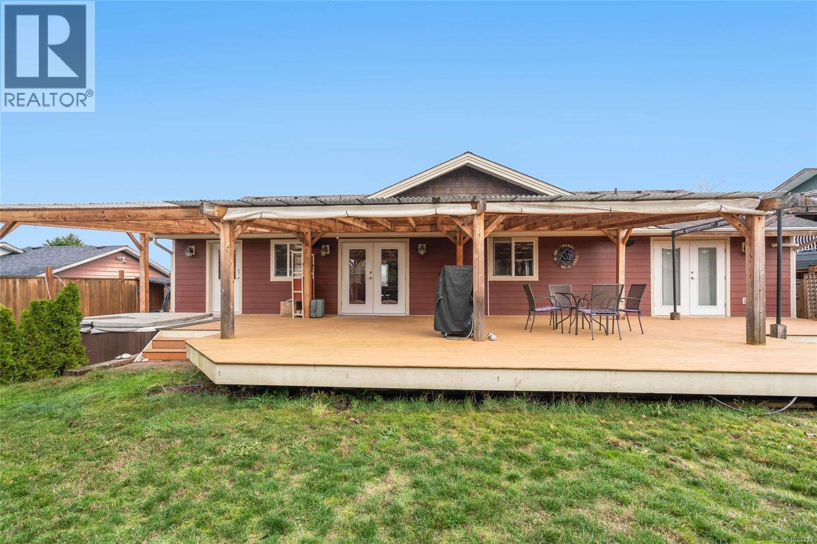 367 McKillop Dr, Parksville