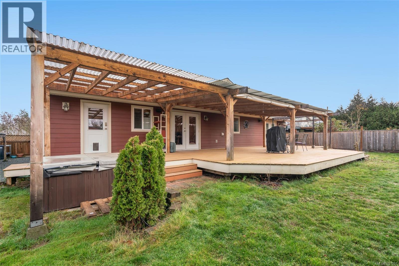 367 McKillop Dr, Parksville