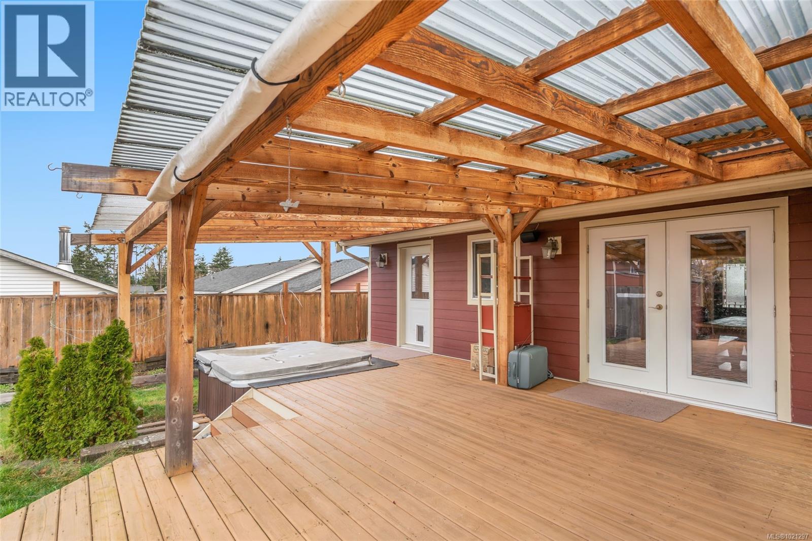 367 McKillop Dr, Parksville