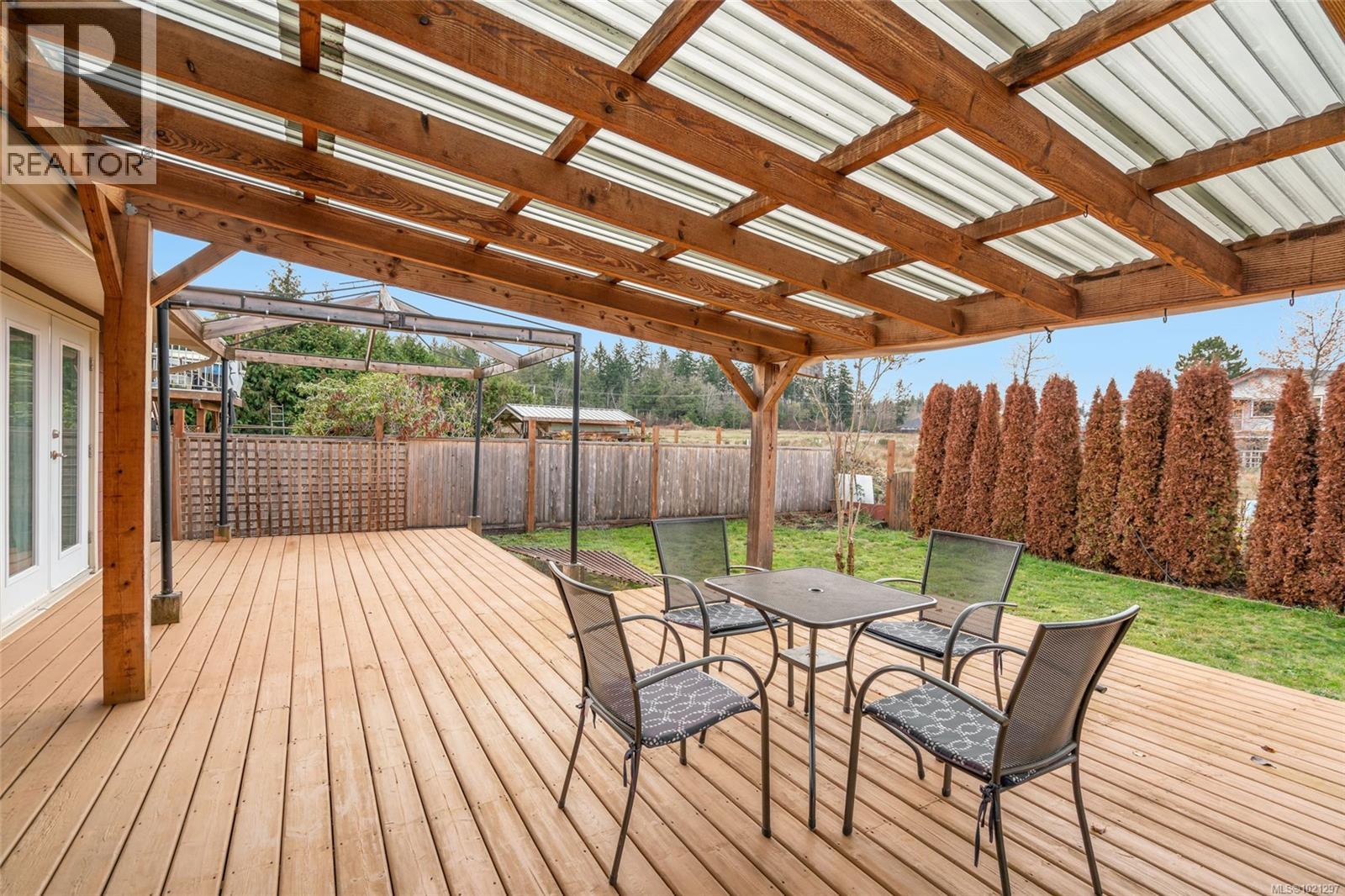 367 McKillop Dr, Parksville