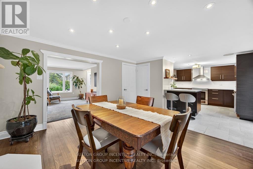 Single Family House for Sale in  IRWIN DRIVE Barrie (Northwest) 