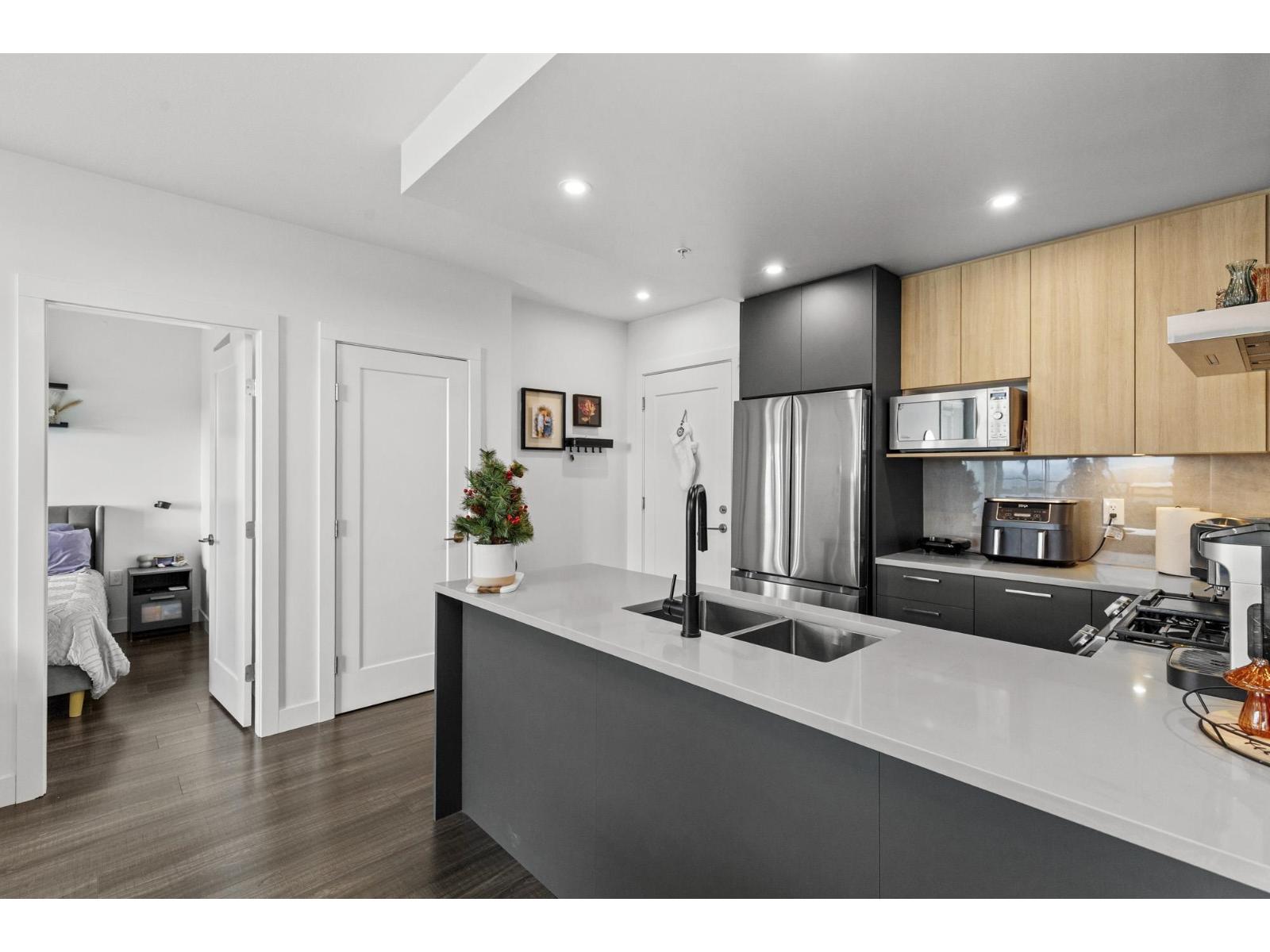 105 31900 RAVEN AVENUE, Mission