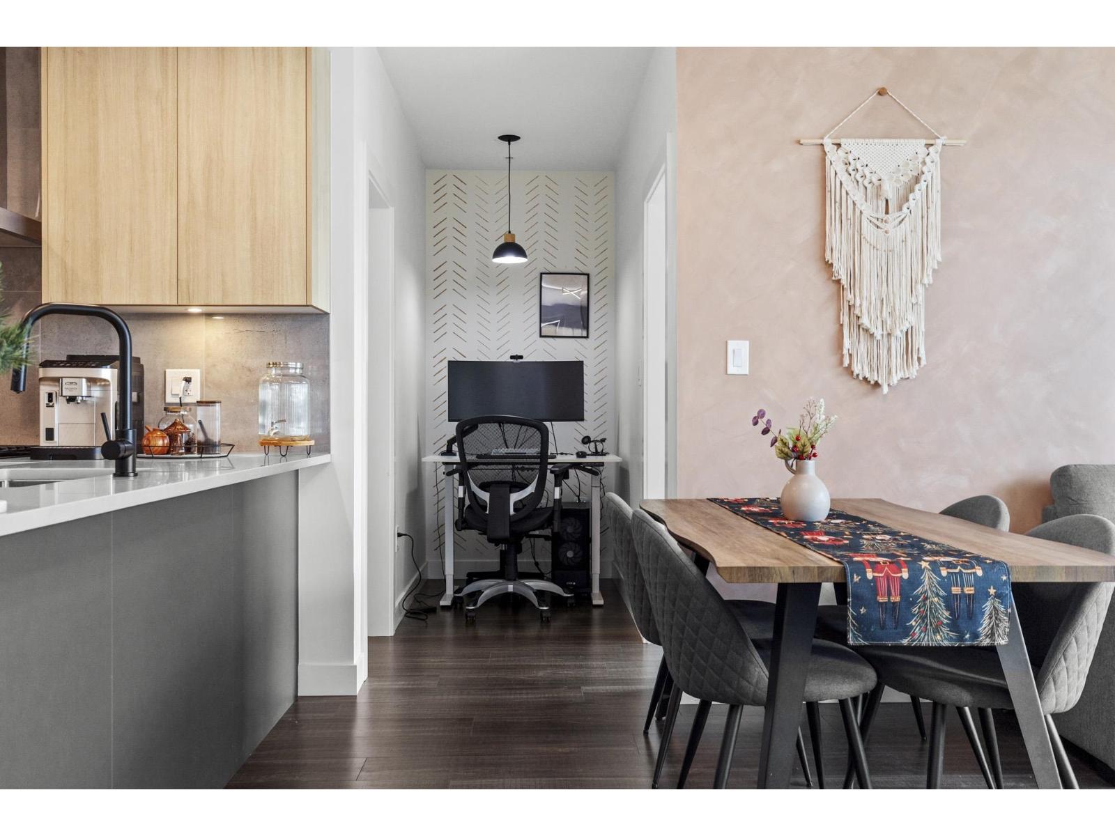 105 31900 RAVEN AVENUE, Mission