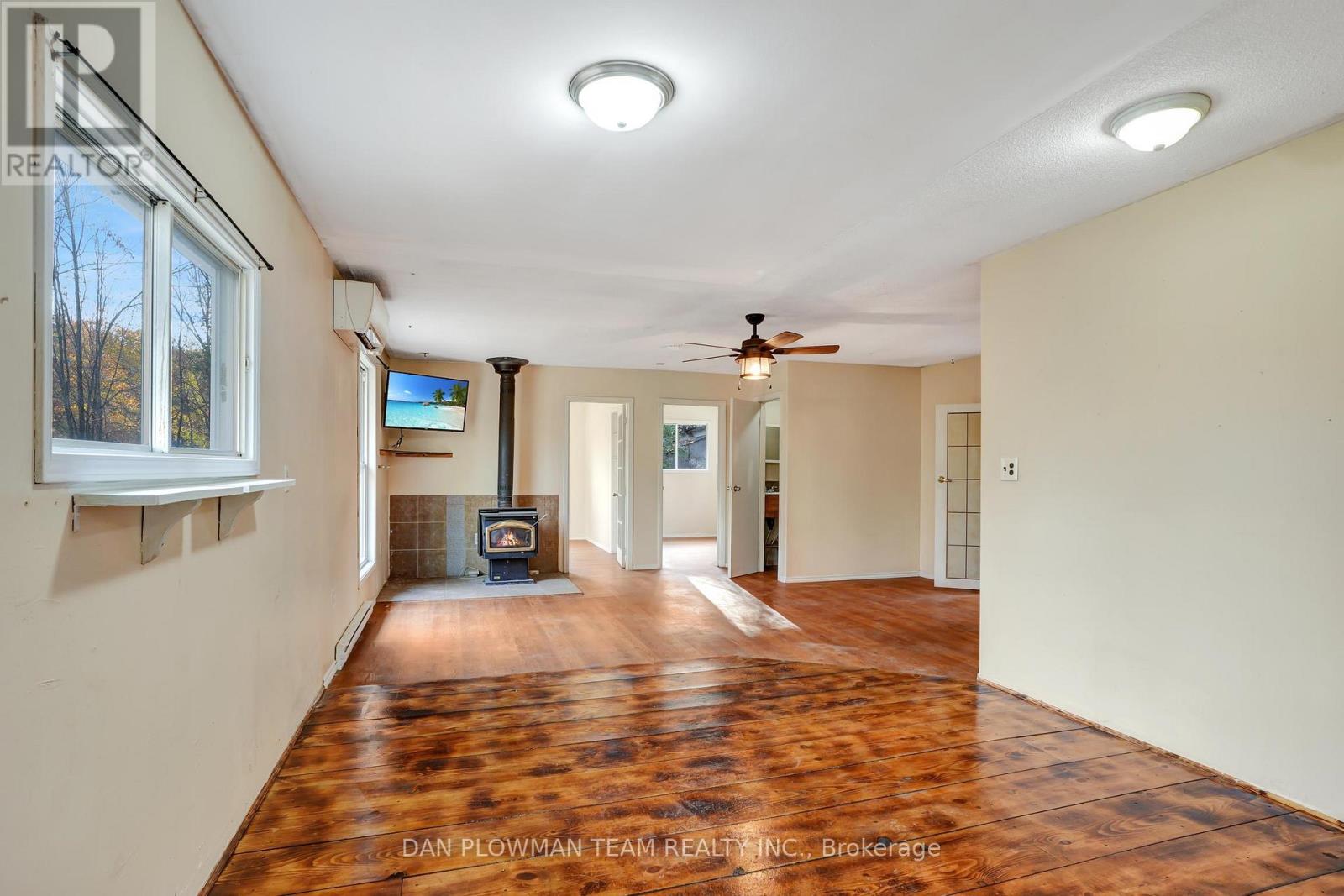 Single Family House Bungalow for Sale in  IRONDALE ROAD Highlands East (Glamorgan) 